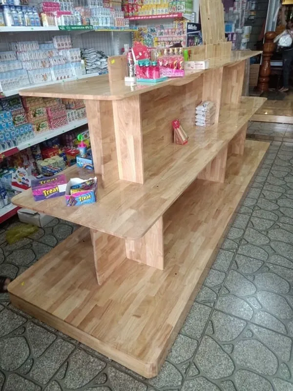 Kệ U khuyến mãi 3 tầng Thành Đạt, kiểu dáng chữ U độc đáo, 3 tầng trưng bày rộng rãi, giúp hàng hóa nổi bật và thu hút khách hàng.